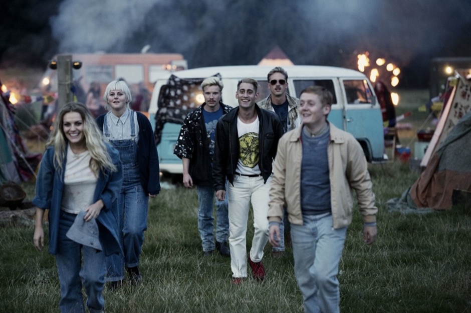 Kelly, Harvey, Gadget, Shaun and Trev dans This is England '90 de Shane Meadows © Channel 4